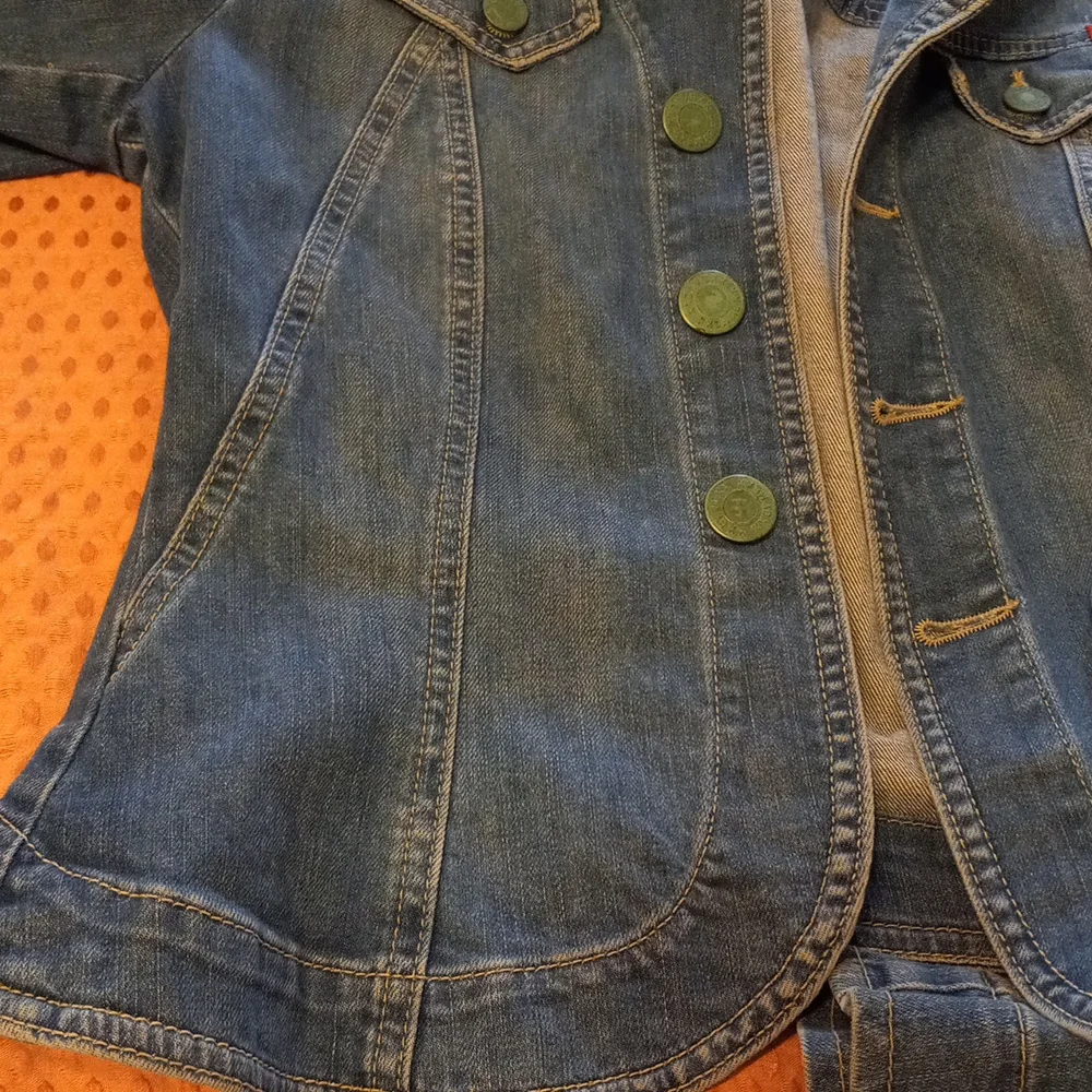 Jean Jacket - Picture 5 of 5